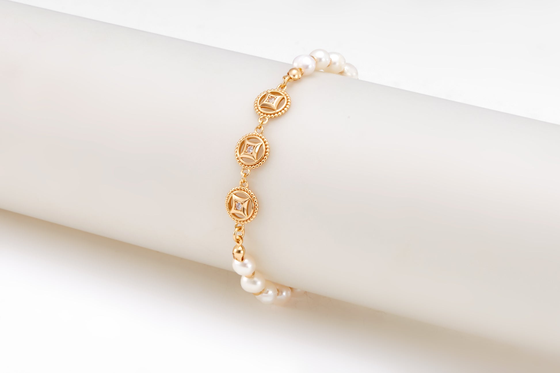 gold plated pearl bracelet with zirconia for girls and women