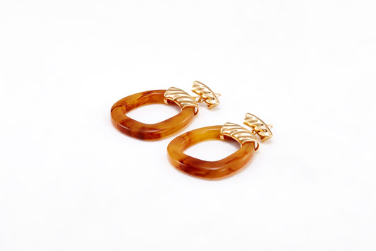 Gold plated earrings with resin for girls and women