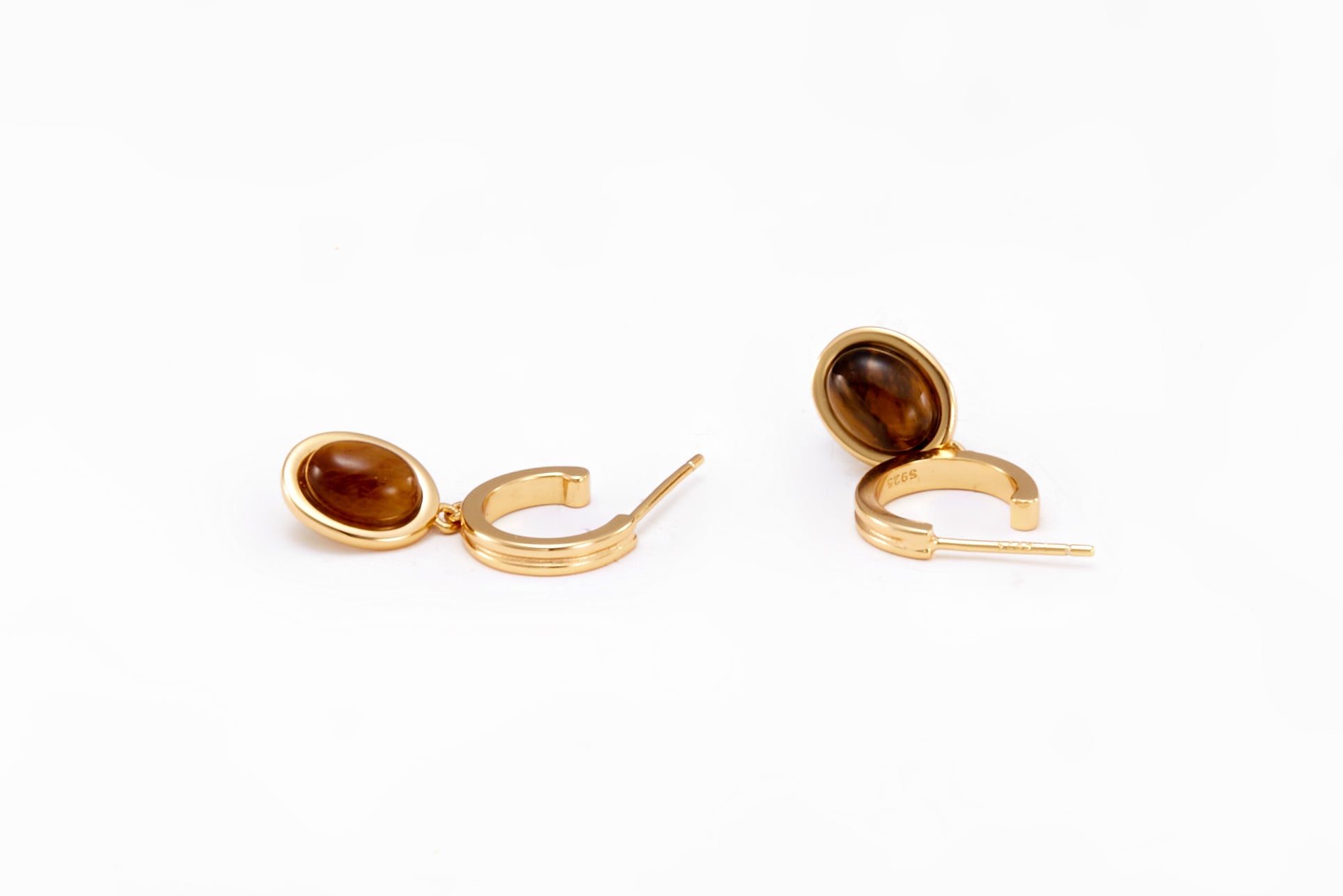Gold plated earrings with cornelian for girls and women