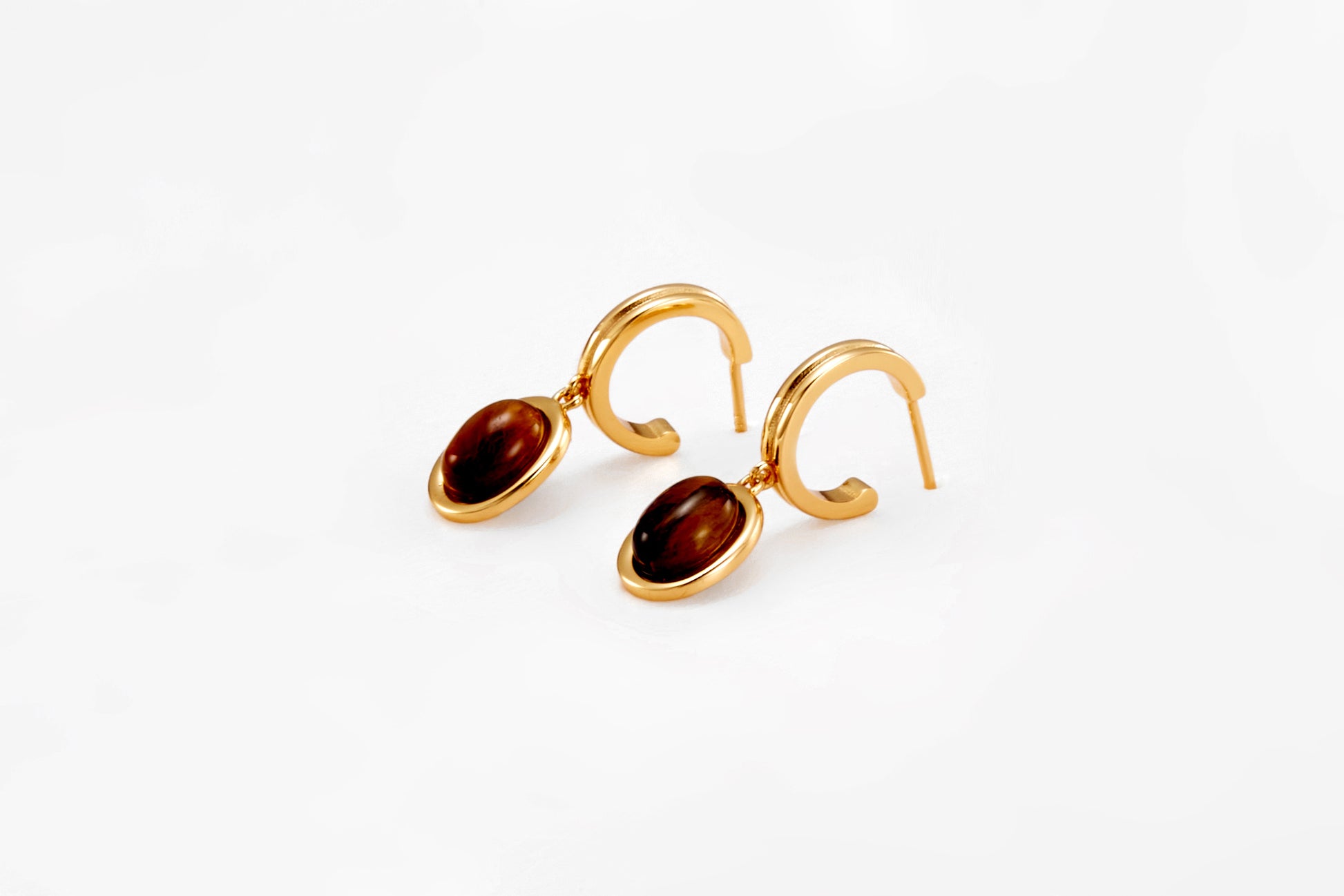 Gold plated earrings with cornelian for girls and women