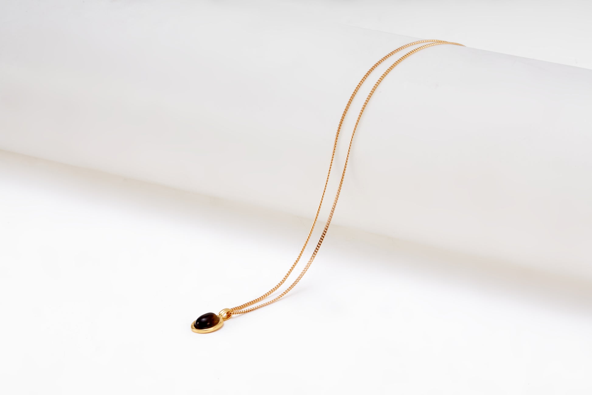Gold-plated necklace with carnelian for girls and women 
