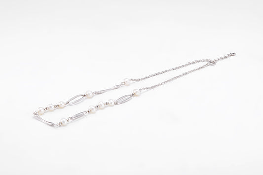 Silver pearl necklace for girls and women 