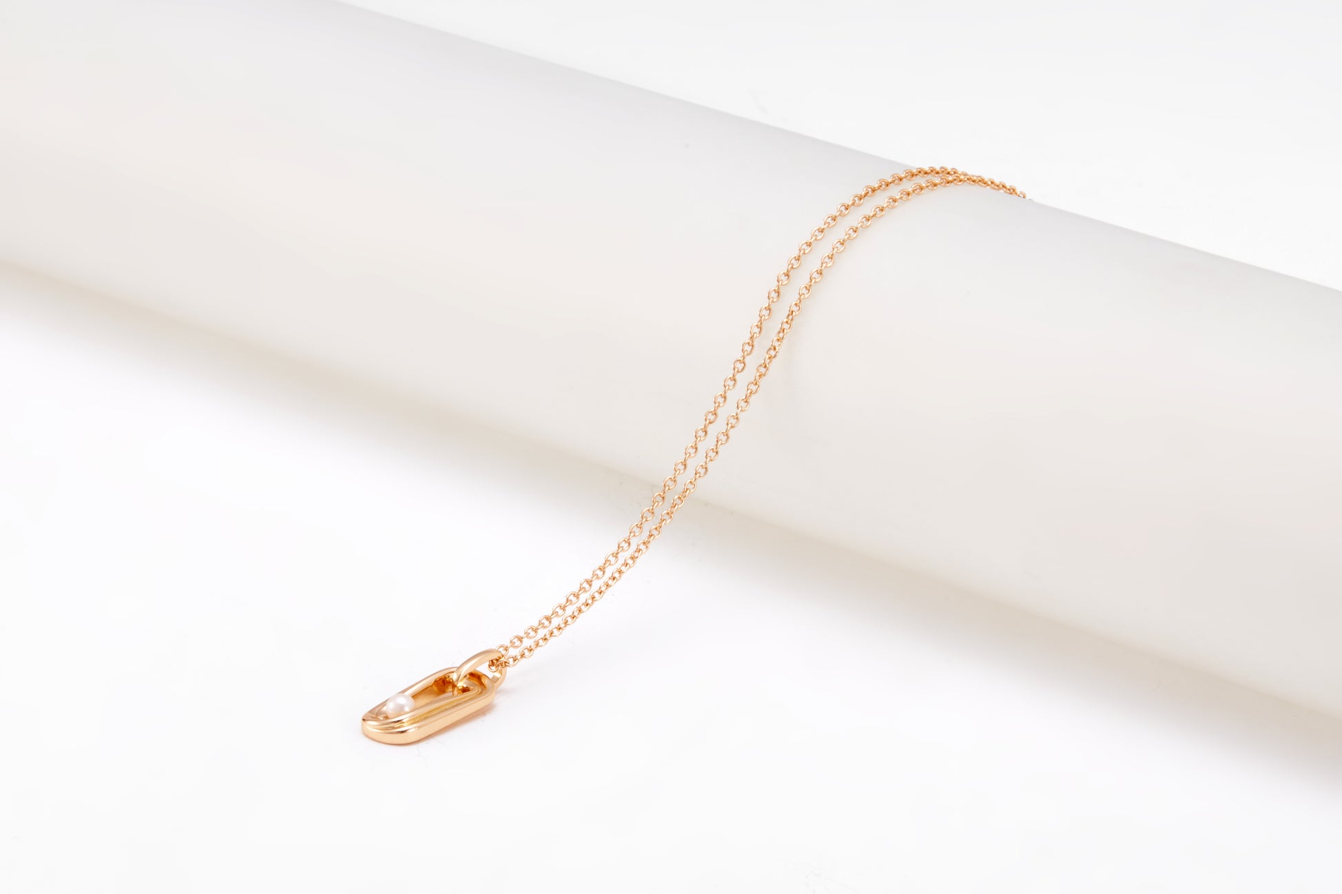 Gold-plated pearl necklace for girls and women 