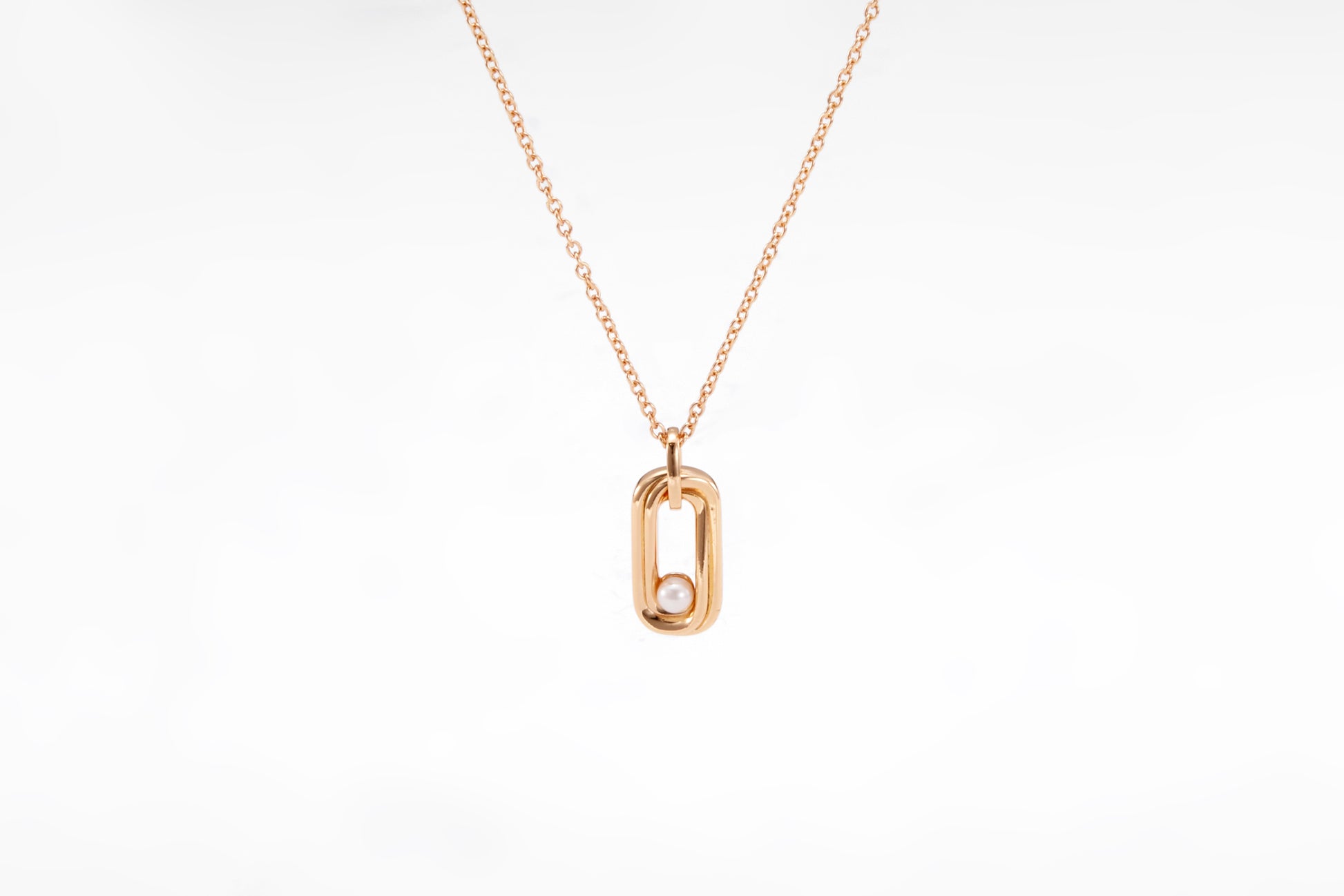 Gold-plated pearl necklace for girls and women 