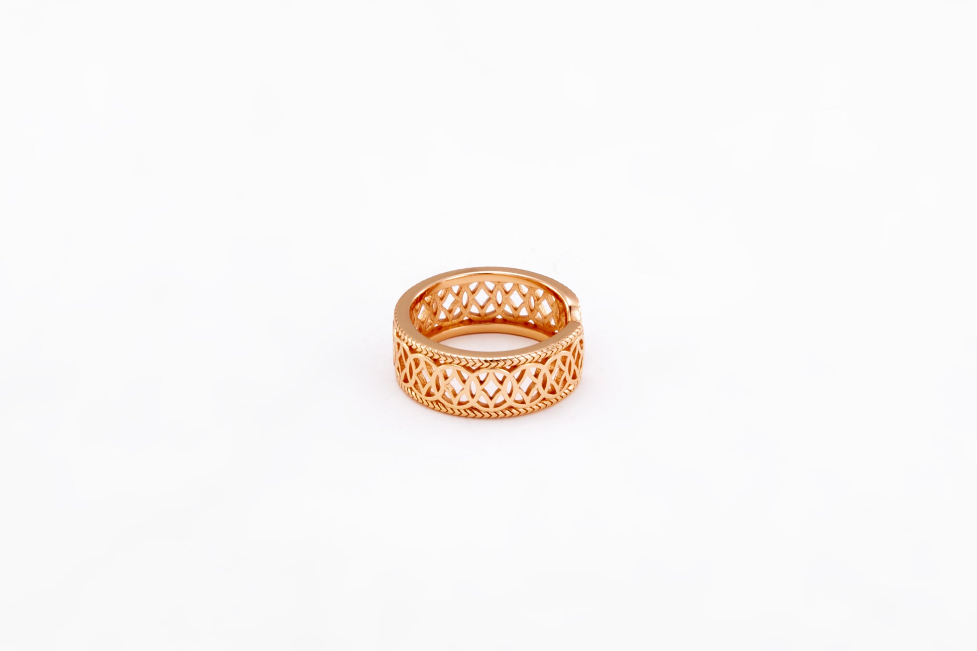 Gold plated adjustable size ring for girls and women 